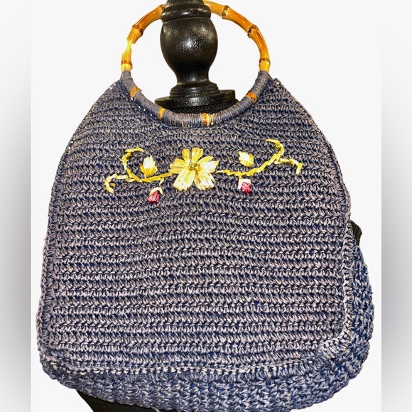 ⭐️UNIQUE WOVEN GRAY-BLUE PURSE W/BAMBOO HANDLES!! Gorgeous condition!! - Picture 12 of 12